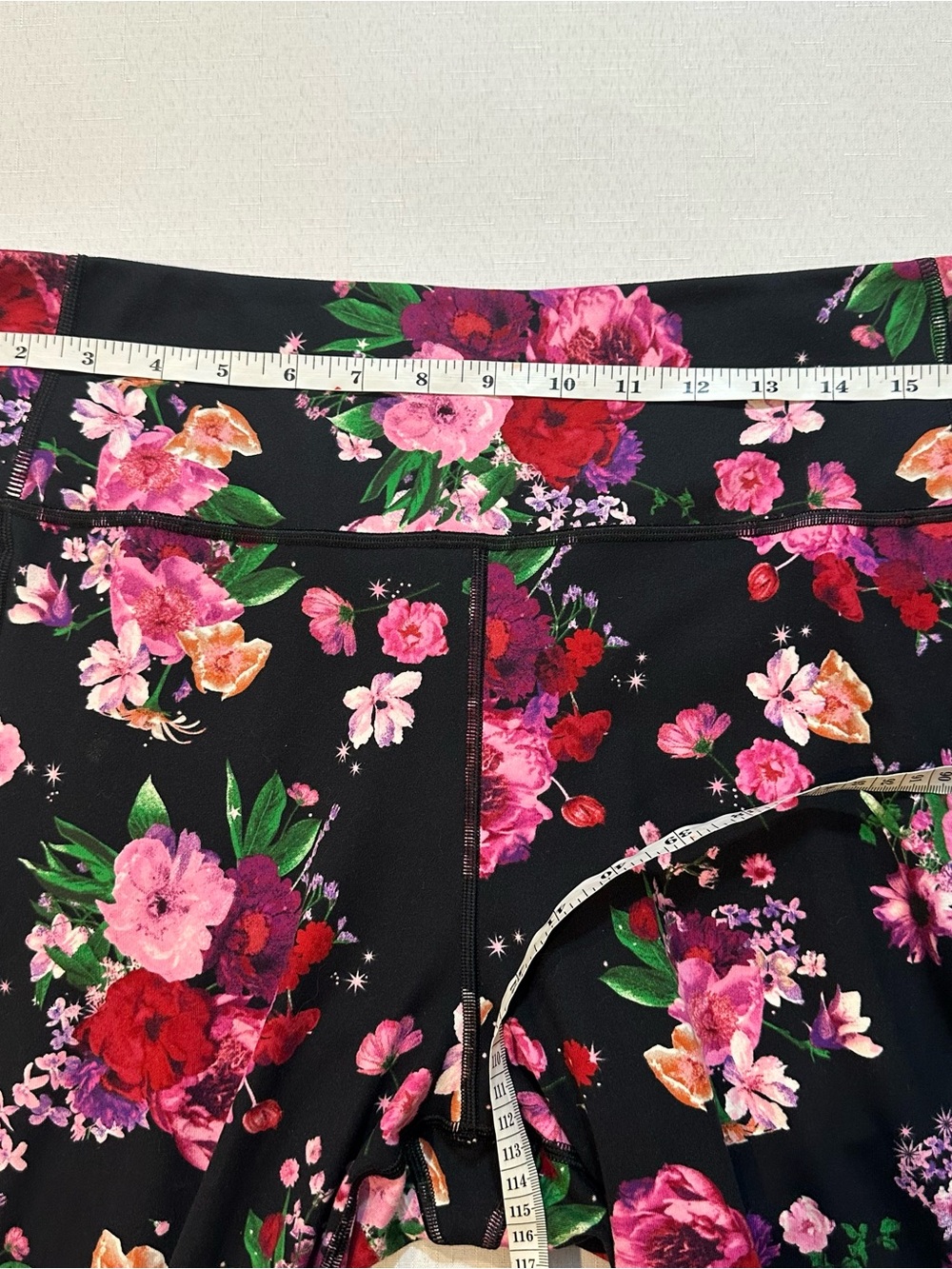 VS On Point Flow Floral Crop Leggings XL - Picture 9 of 15